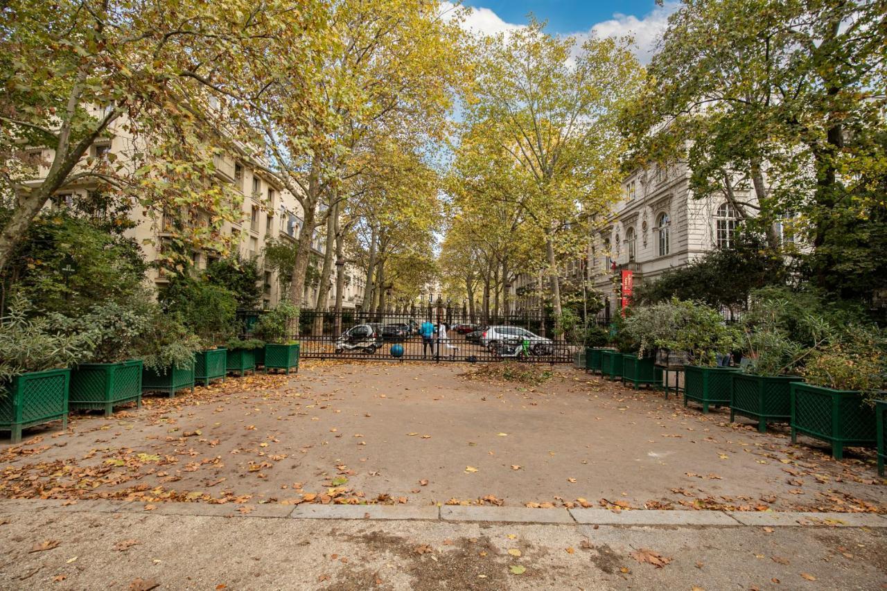 Le Studio Du Parc Monceau Paris Exteriör bild